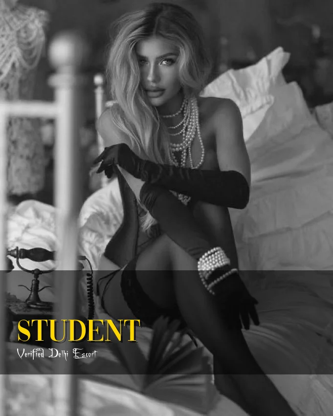 Young college girl escorts in South Campus Delhi